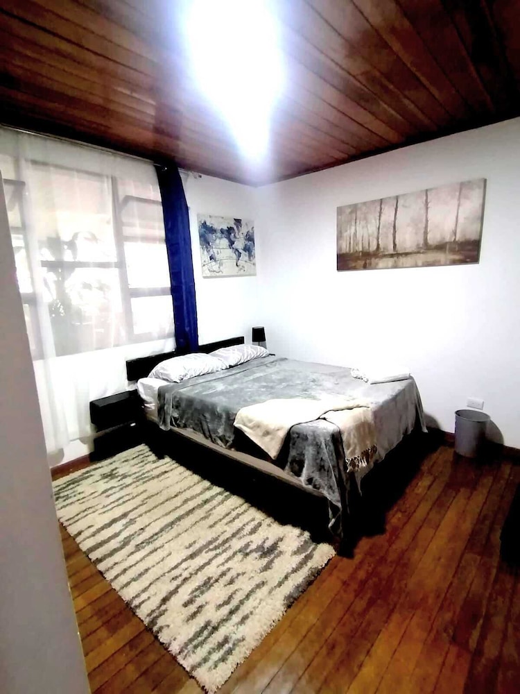 Airport traveler's home. - Hostel view 2