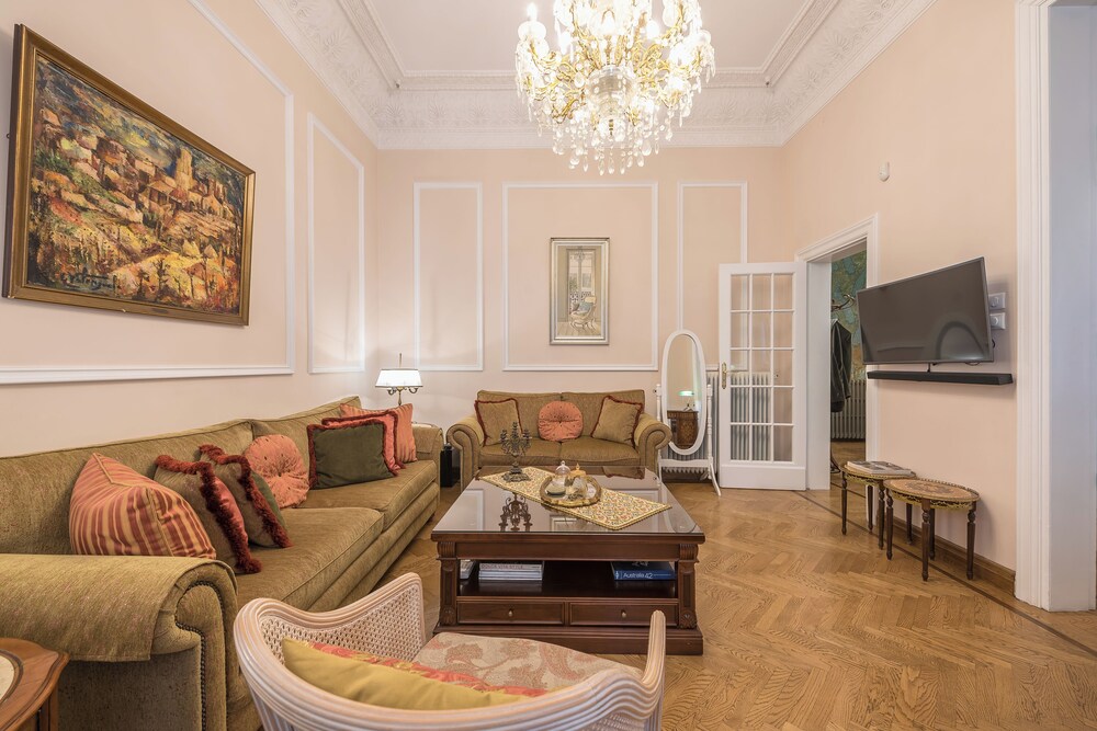 The Rare Luxury Gem in Kolonaki Sq - near Syntagma