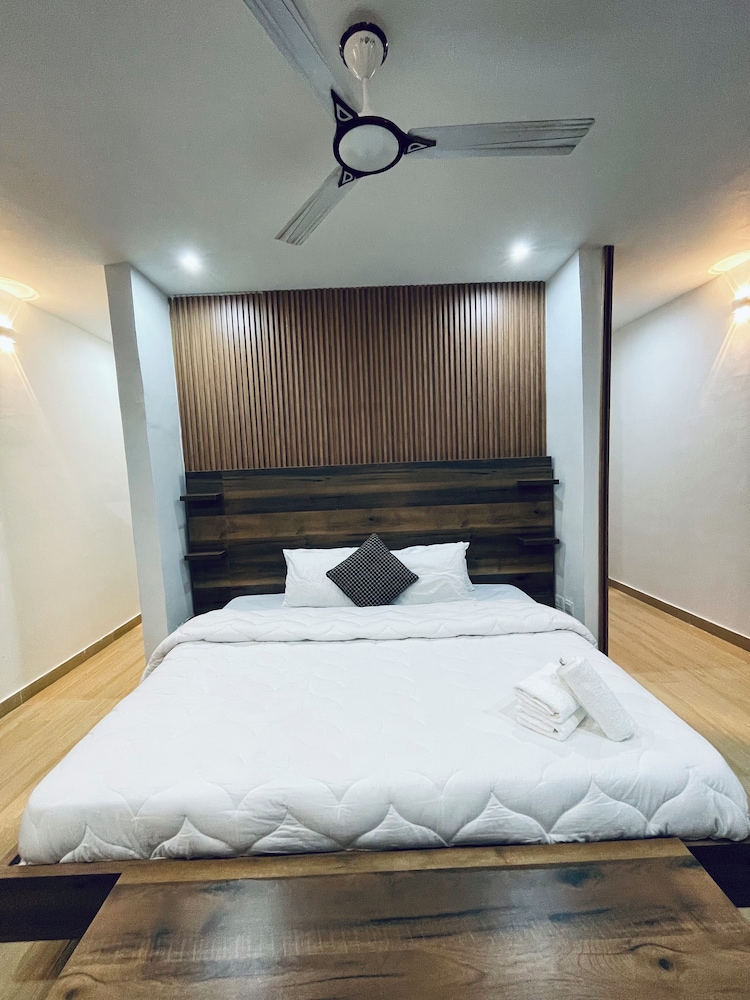 Platinum Blue Island Resort