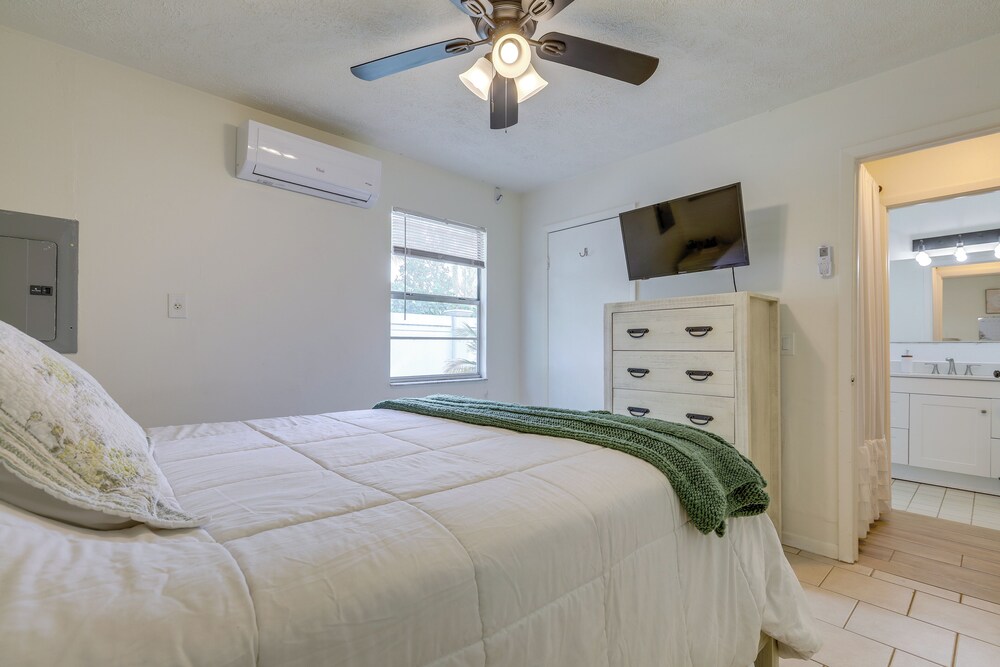 1/2 Mi to St. Lucie River: Treasure Coast Home