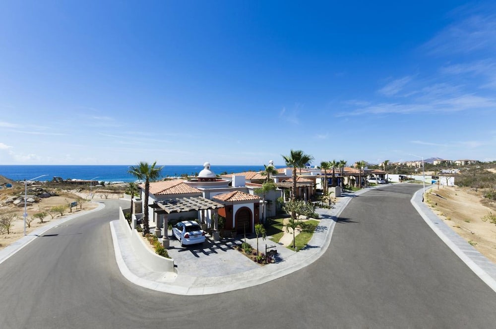 3BD Hacienda Encantada Ocean View Luxury Resort