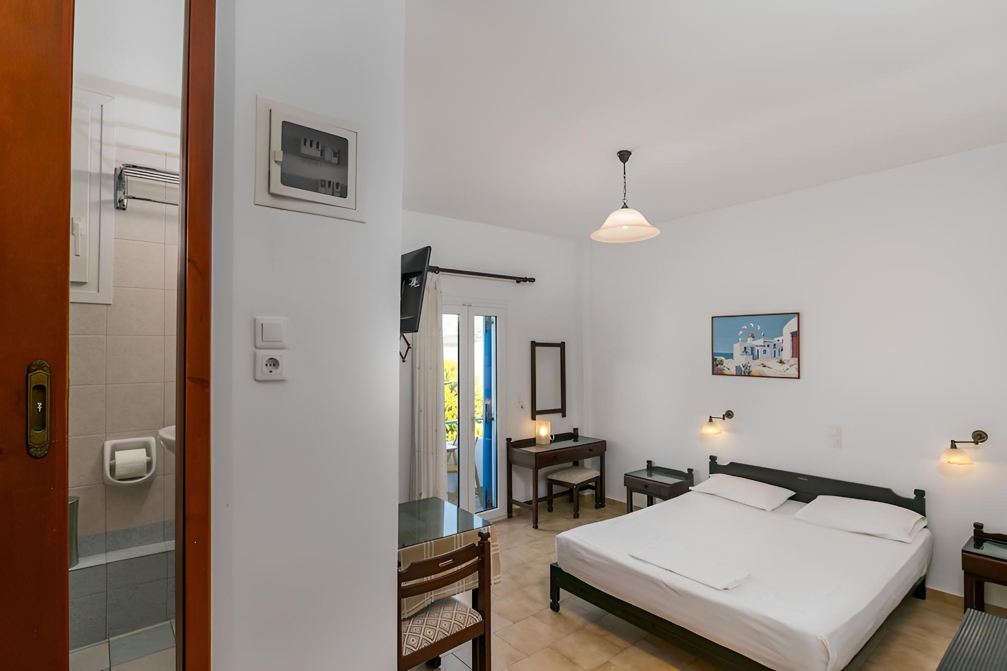 Tilemachos Rooms & Studios