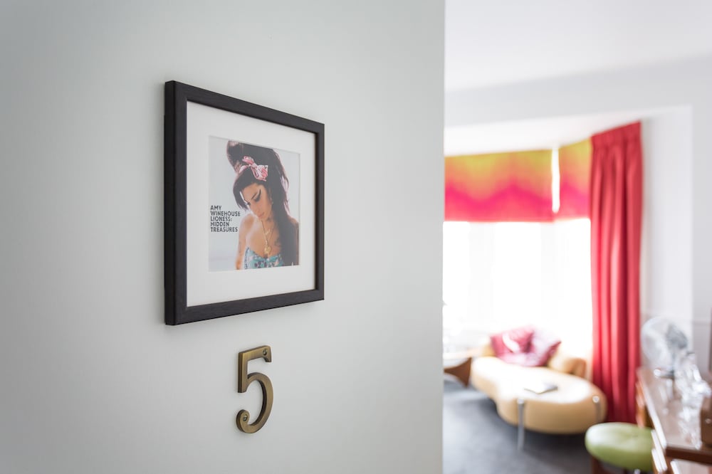 Photo 7