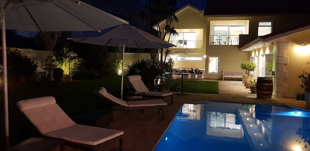 Constantia Cottages