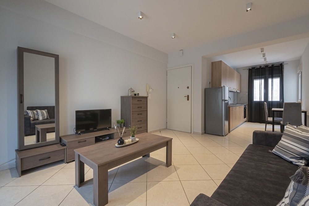 V & G Apartment by Rentals Pro - Nea Moudania