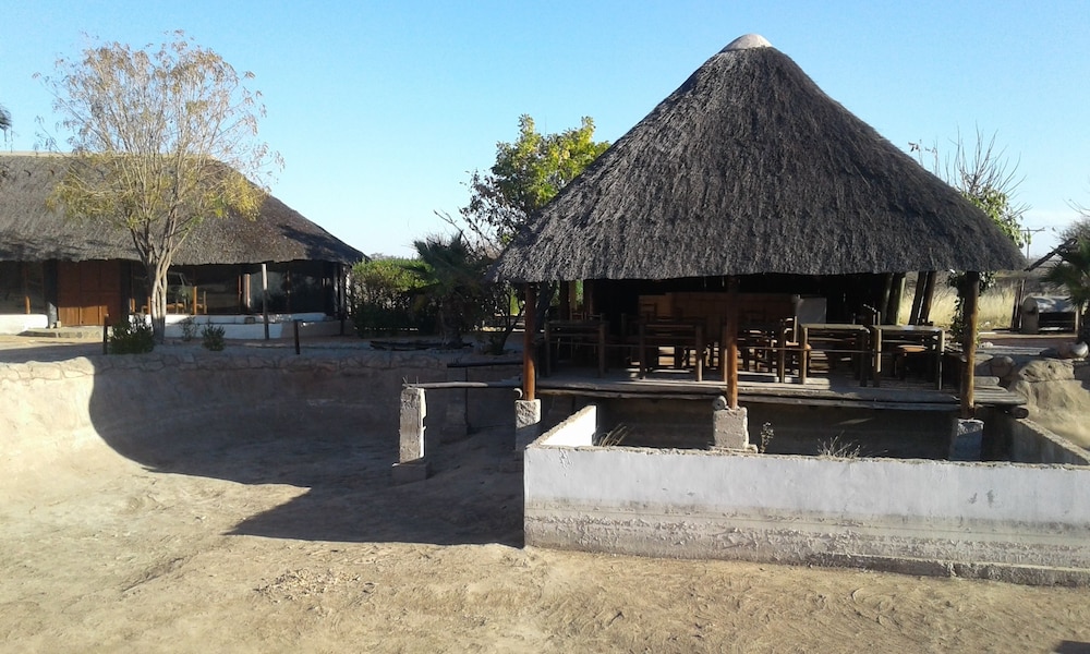 Gaetsho Lodge