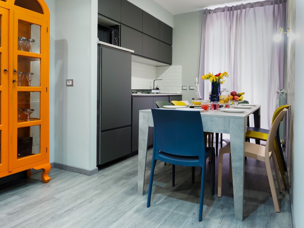 Home for Large Groups, Comfort and Style