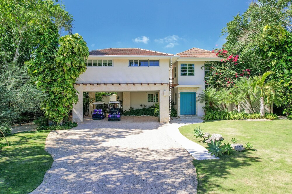 Large Family 2 Level Villa for Rent at Puntacana Resort Club Near Playa Serena Playa Blanca