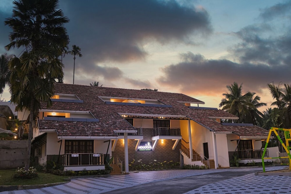 Holidays Garden Resort