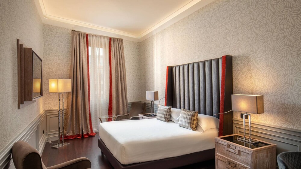 The Inn at the Spanish Steps Elegant Collection - The Gem