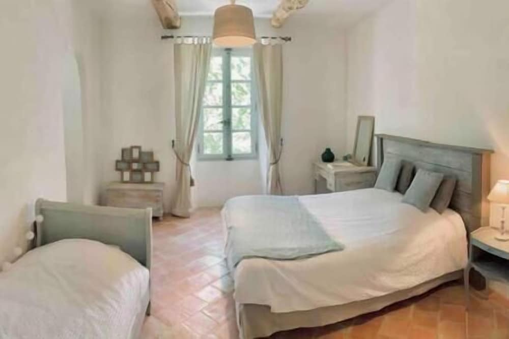 La Bastide view 5