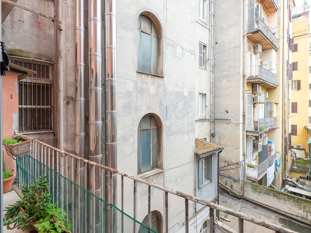 Fori Imperiali Balcony Apartment