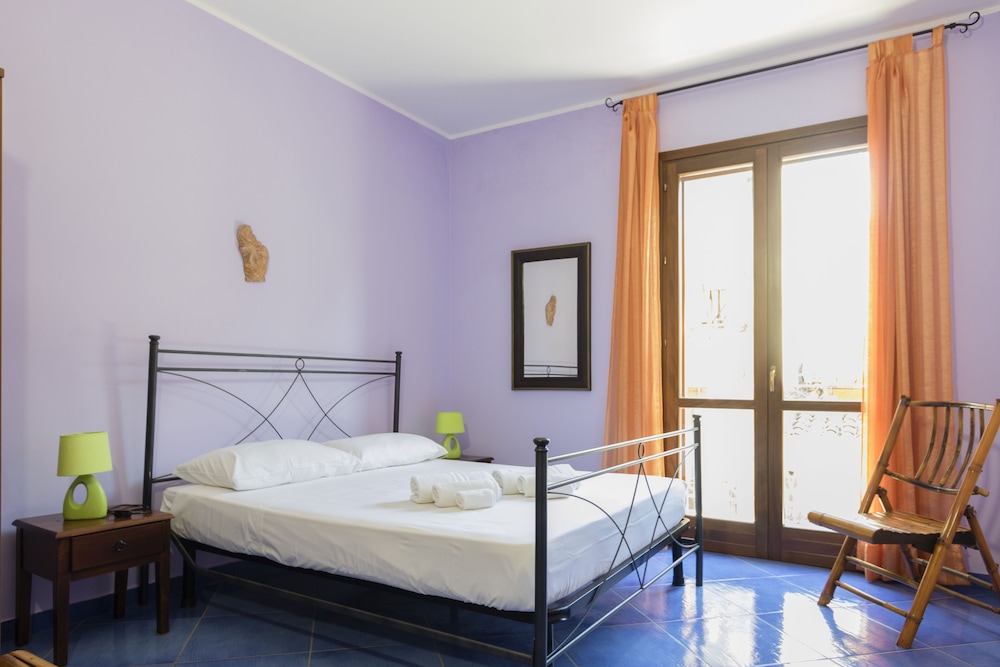 LE Magnolie in Castellammare del Golfo