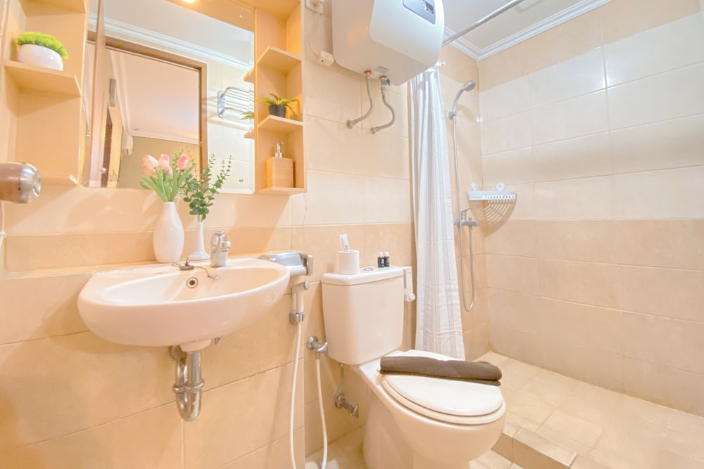 Gorgeous 2Br At Grand Setiabudi Apartment