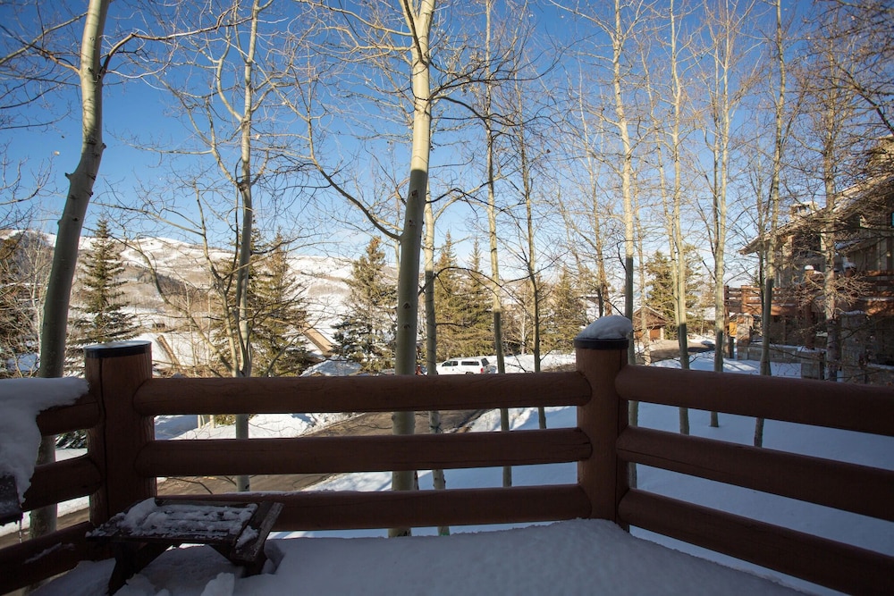 Twin Pines at Deer Valley Resort - Three Bedroom Condo with Hot Tub #5 3 Condo