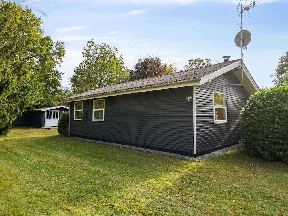 5 Star Holiday Home in Glesborg