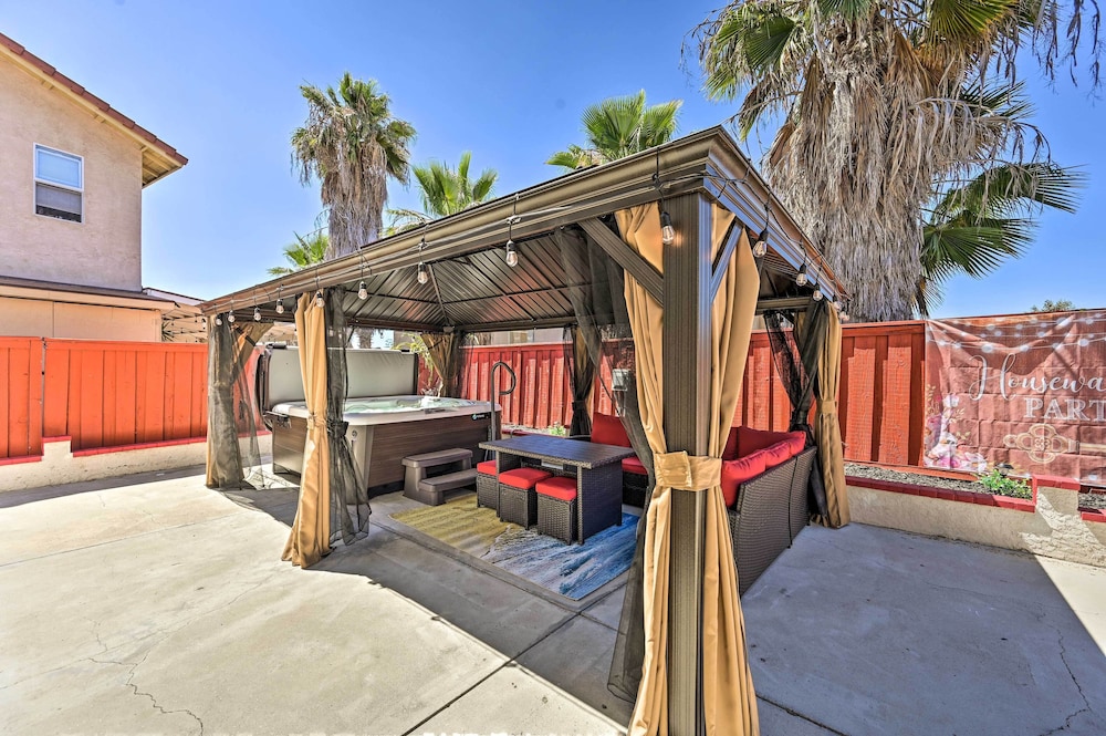 San Diego Sanctuary w/ Hot Tub & Large Patio!
