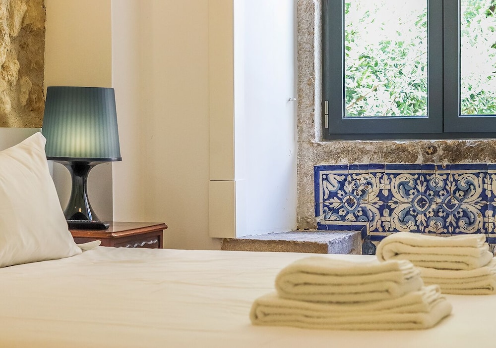JOIVY Polished 1BR Apt, close by Avenida da Liberdade