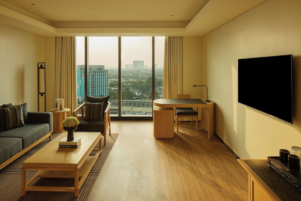 Hotel Tentrem Jakarta 16