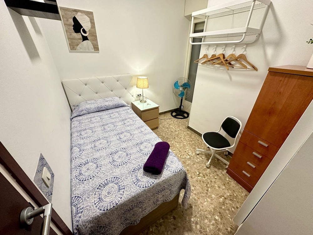Rooms Sepulveda
