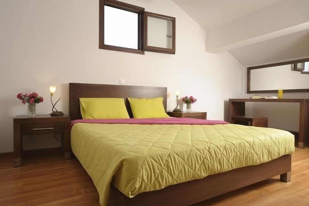 Lenikos Resort