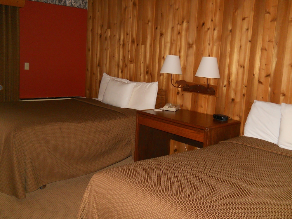 Lakewoods Resort & Lodge