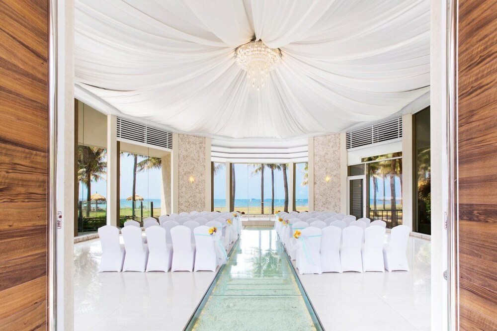 Sizihwan Sunset Beach Resort