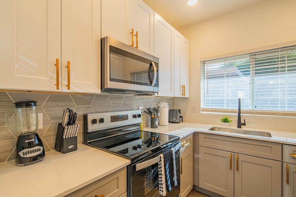 ROVE LIVING/KL - Hideaway North Scottsdale