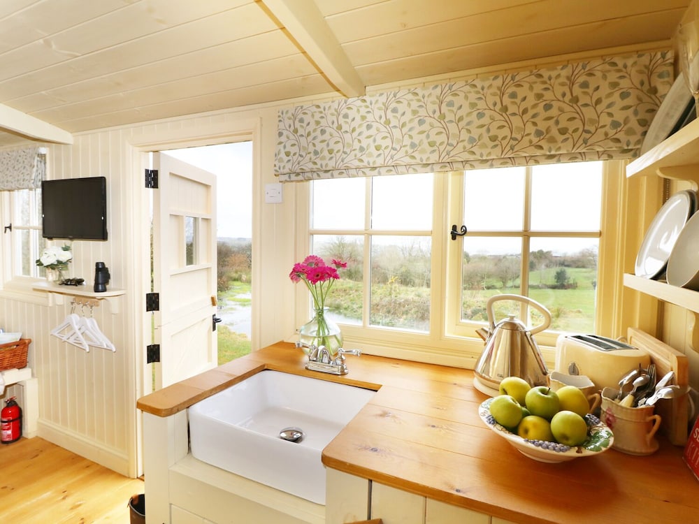 Wadebridge Vacations - Willow - Property Image 7