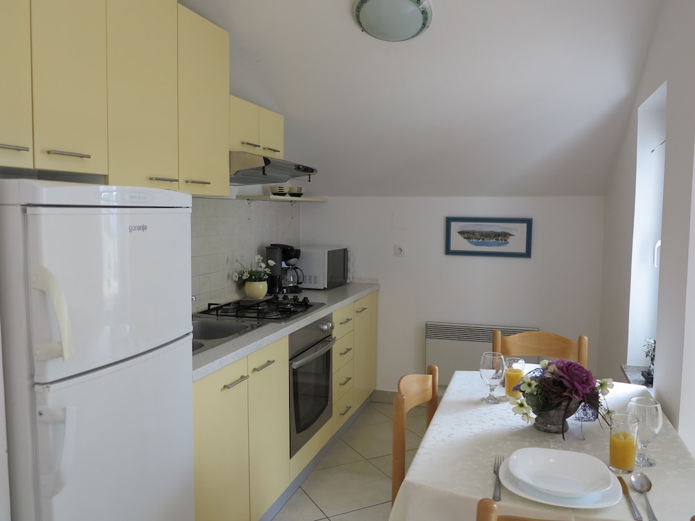 Apartments Dijana & Ivan view 5
