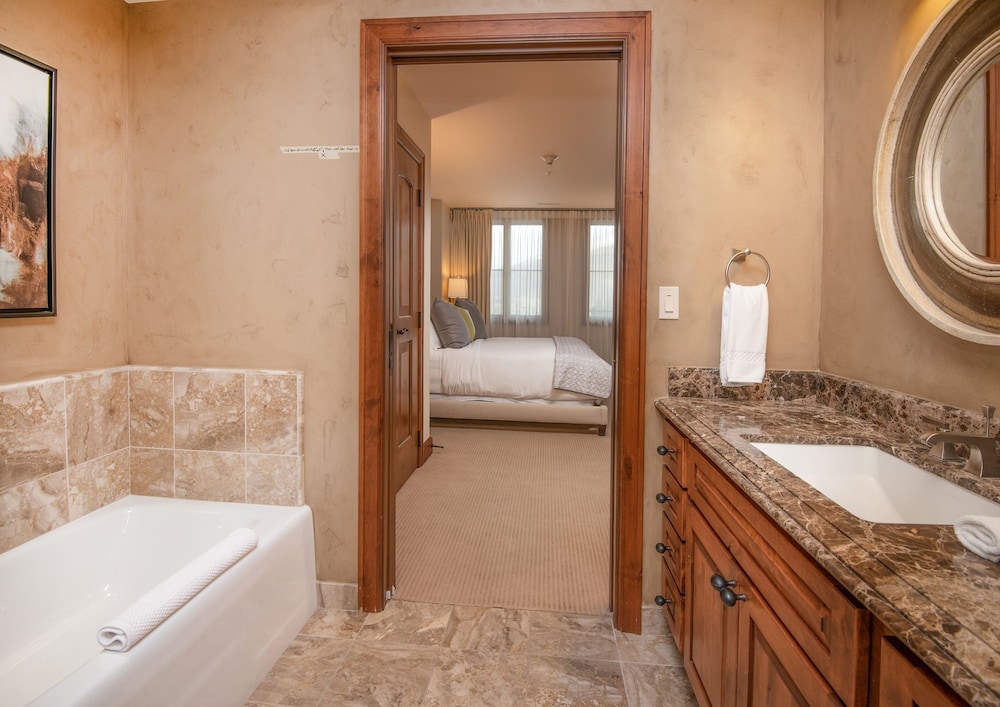 Vail Ski Resort Ritz Carlton Vacation Rentals