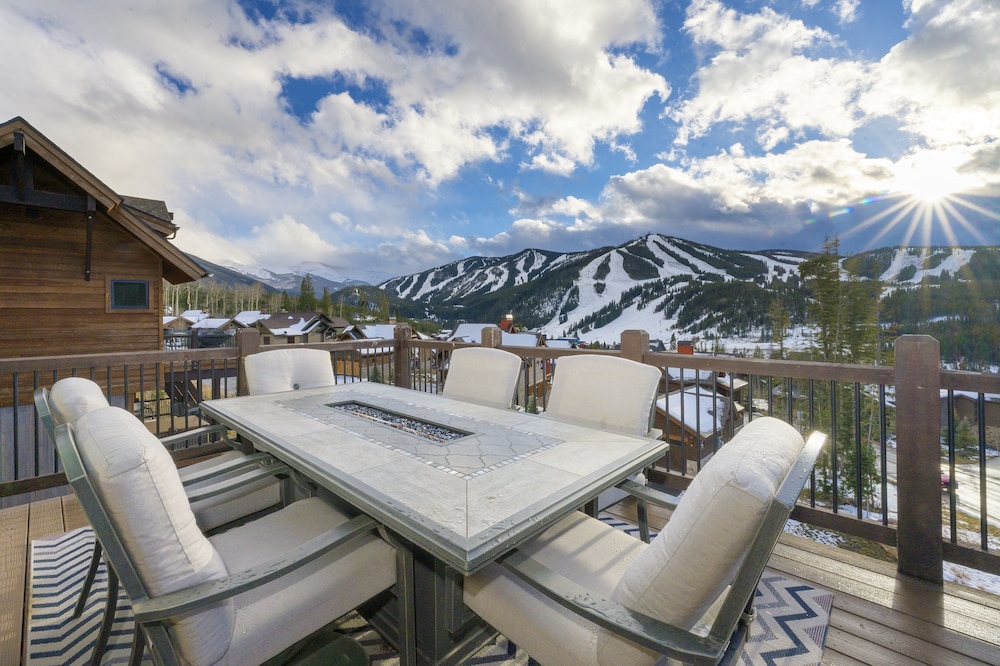 Summit Place At Lakota 4 Bedroom Townhouse by RedAwning - Property Image 1