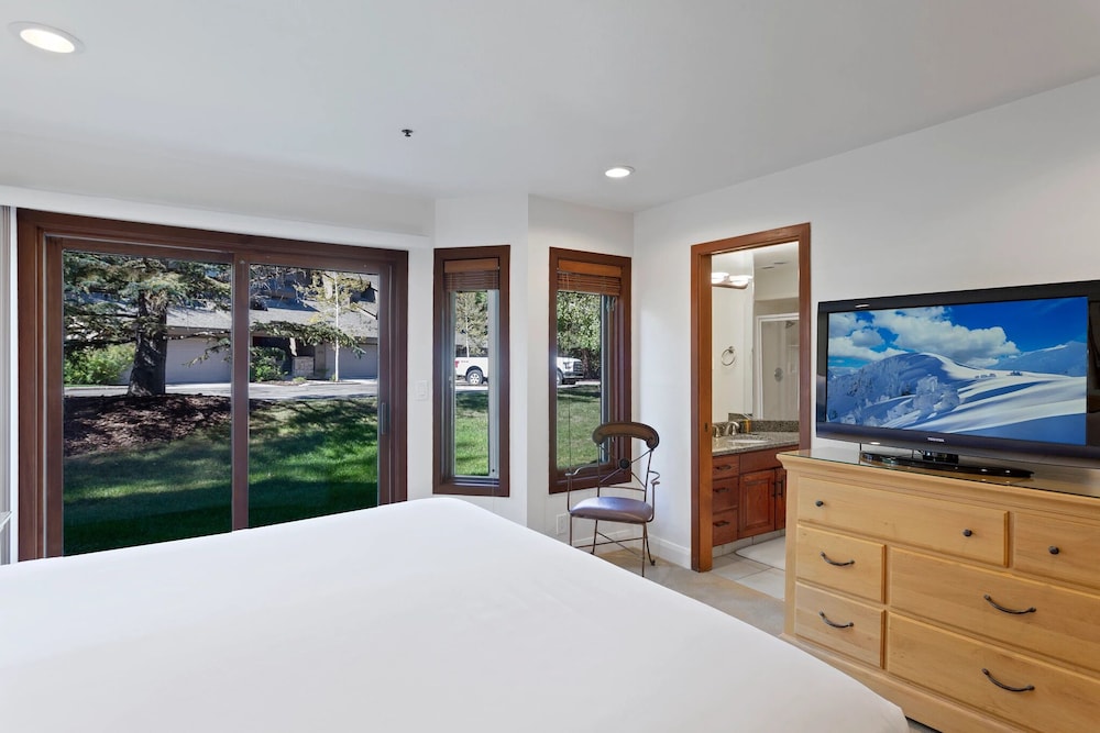 Lakeside at Deer Valley Resort - Two Bedroom Condo #1733 2 Condo