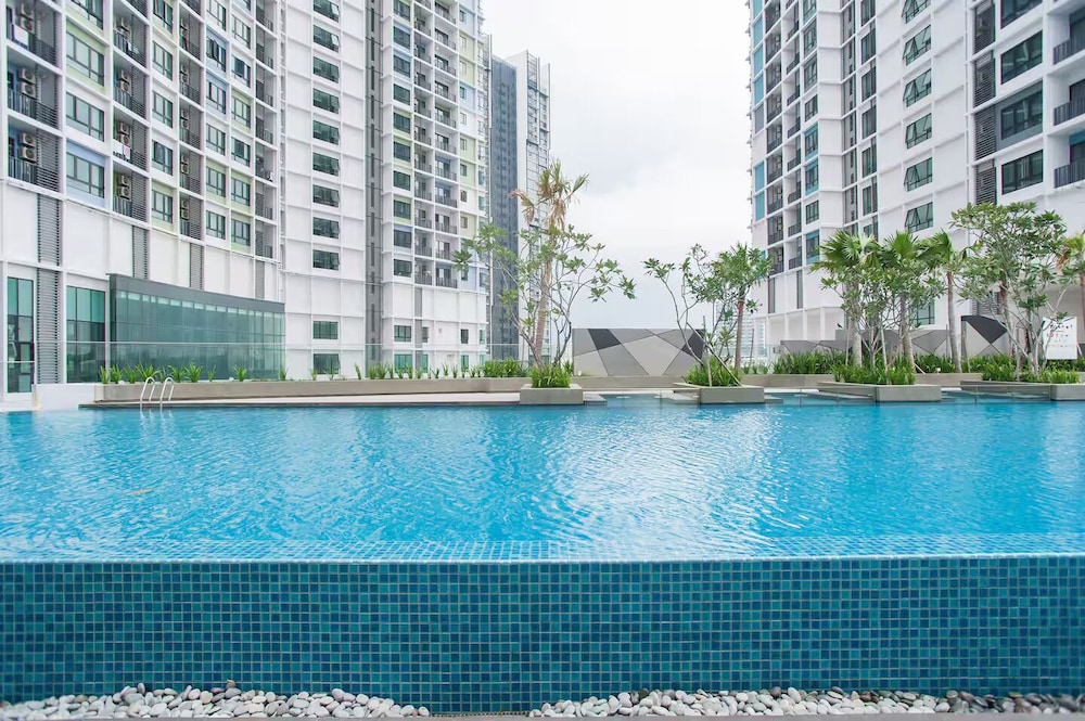 ICity Luxury Condominium Shah Alam
