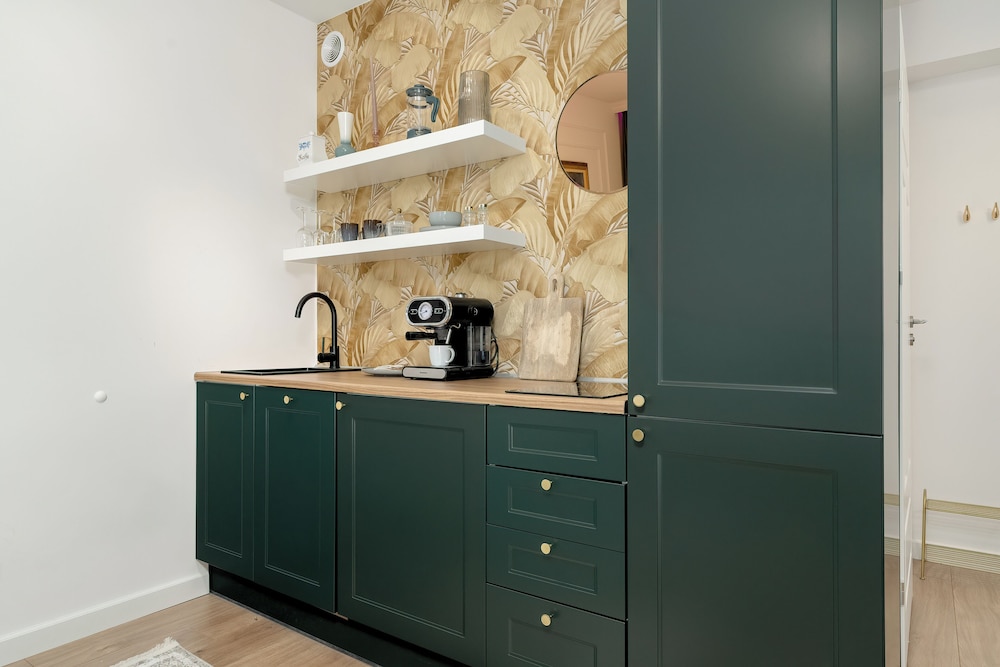 Studio Chelmonskiego MTP by Renters