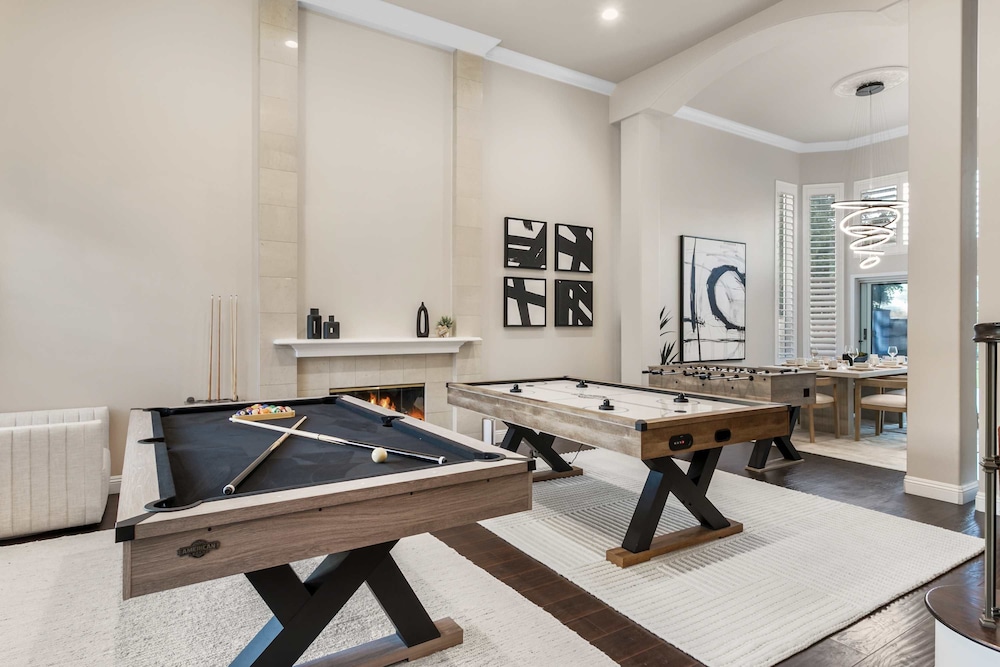 Luxury Pool Home w Theater Games Mountain View