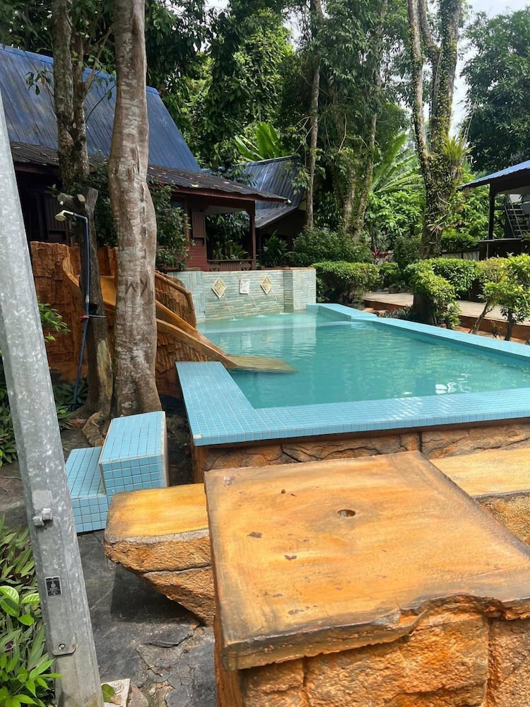 Sharilla Blue Star Resort