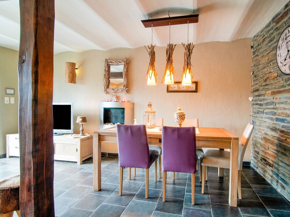 Great Holiday Home in Bastogne With Sauna