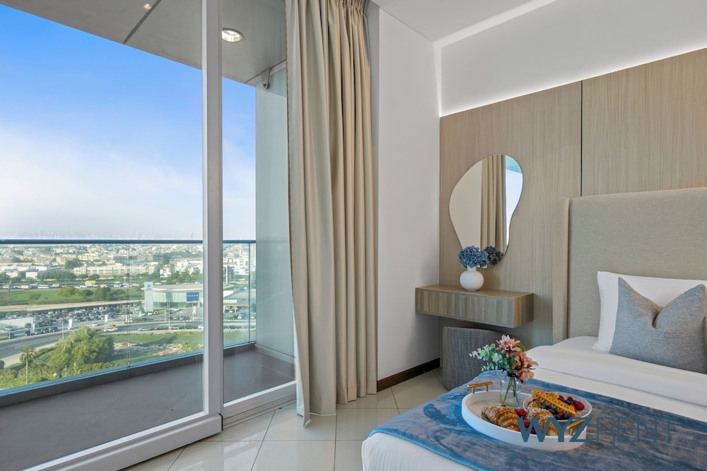 Creekside Haven 2BR Marsa Plaza DFC