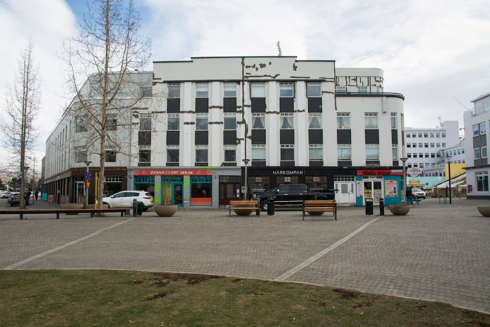 Acco Town Square Apartments