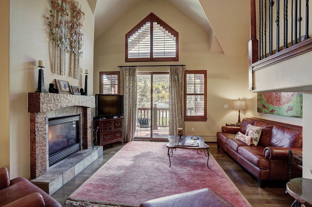 Beaver Creek Vacations - Beautiful 3 Br  In Avon Ge - Lodge At Brookside 3 Bedroom Condo - Property Image 1