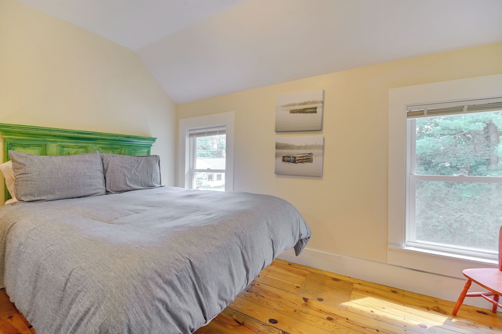 7 Mi to Cranmore Ski Resort! Family Escape w/ Yard