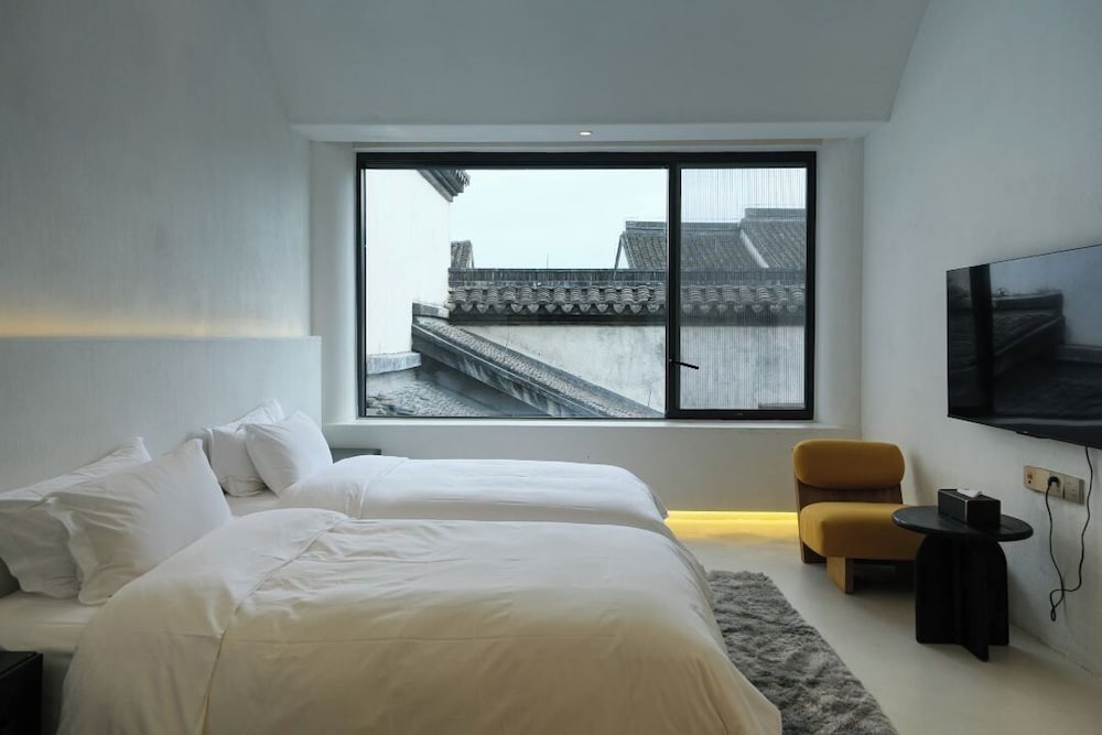 Jiangnanfu Bed and Breakfast