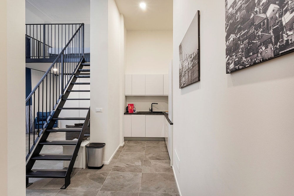 Zecca Contemporary Loft