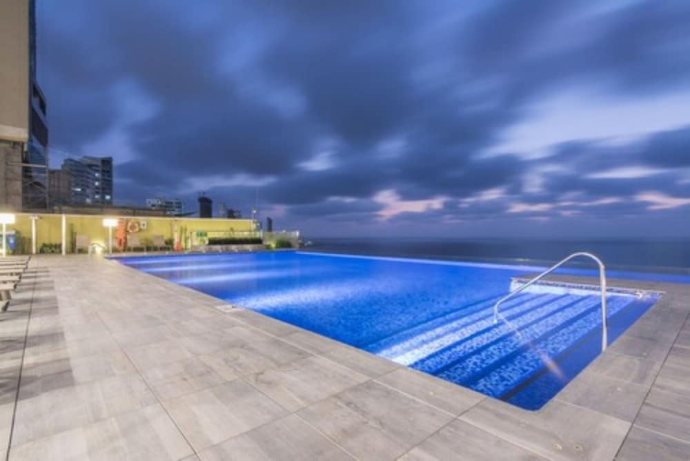 H2 Residences By Nomad Guru