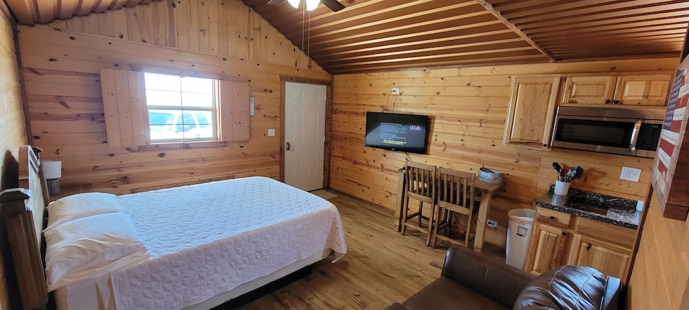 Stateline Cabins  RV - Property Image 26