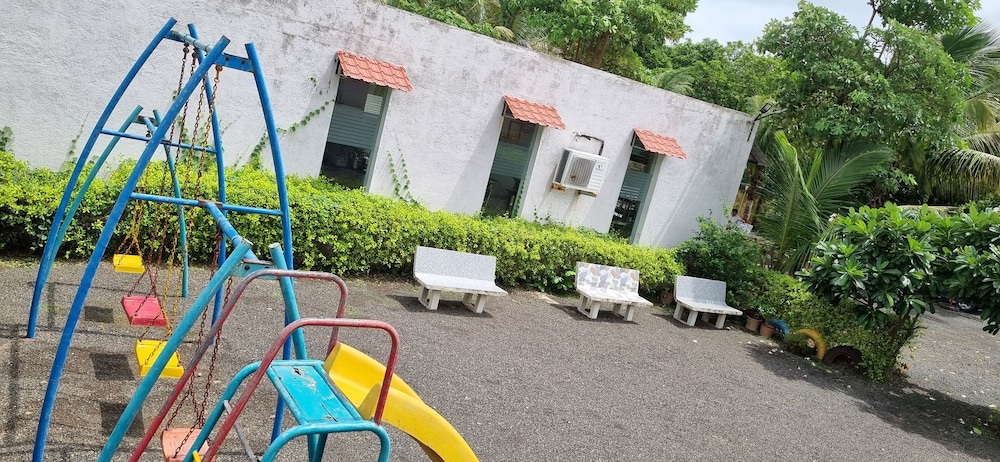 PATANG FAMILY RESORT