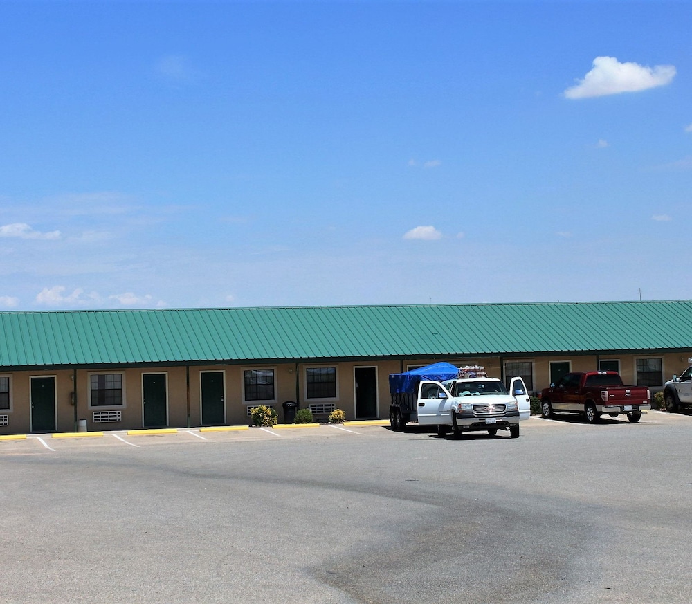 Adobe Inn Motel
