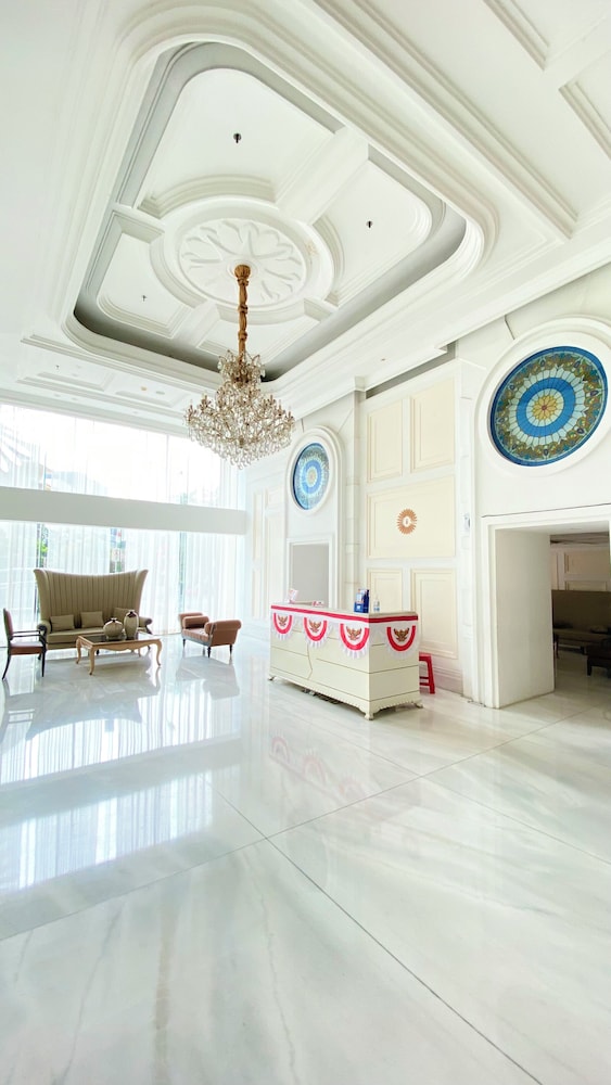 The Mansion at Dukuh Golf Kemayoran