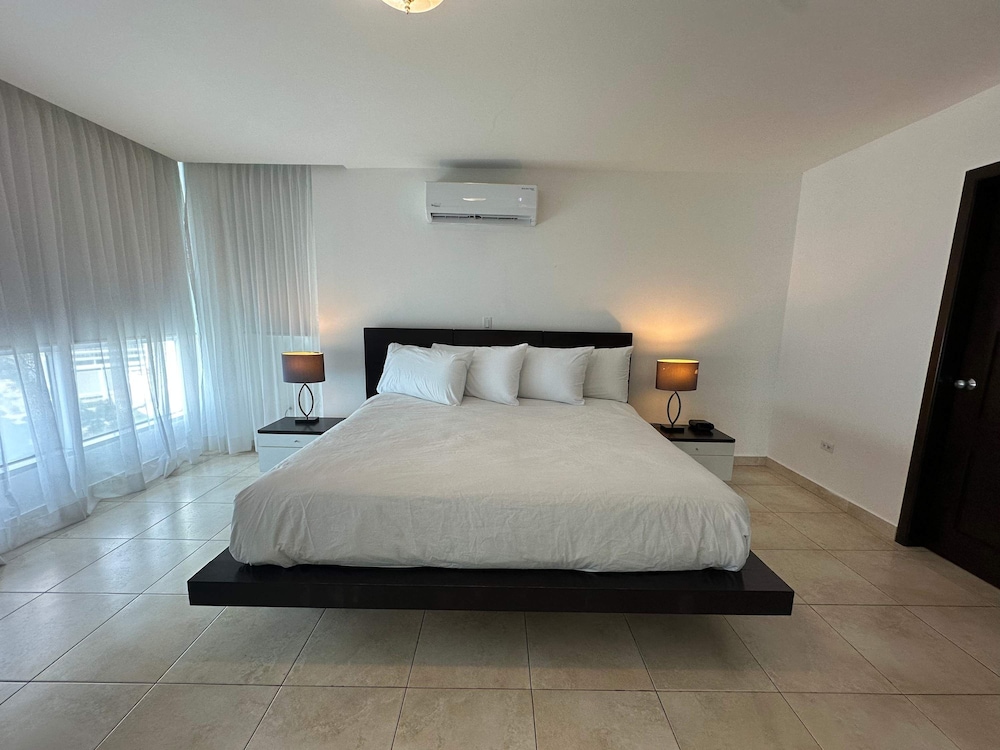 Estrella Federal I 2 Bedroom Apt in Costa del Este